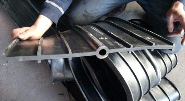 橡胶蒸汽发生器