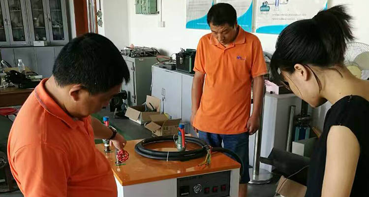 黄瓜成视频人APP蒸汽发生器技术团队指导安装