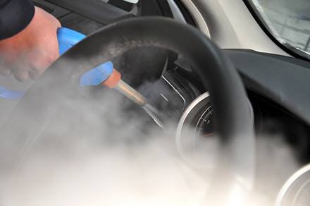 使用黄瓜成视频人APP蒸汽洗车机消毒杀菌守护家人健康