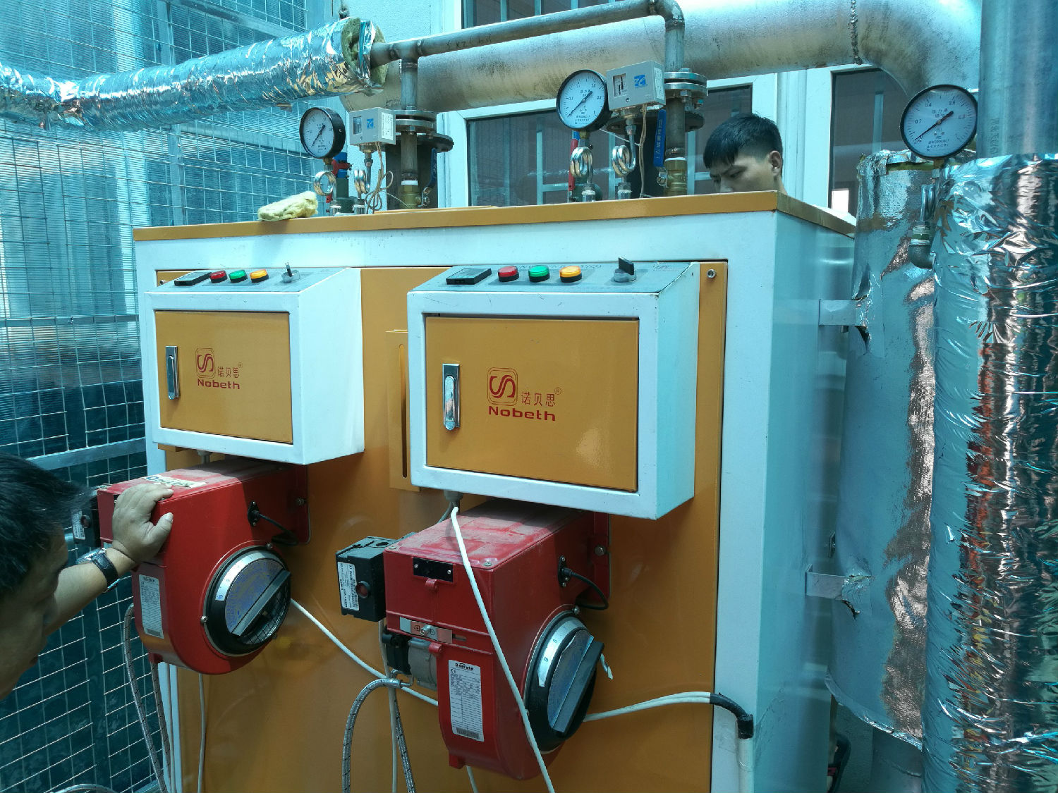 使用污水处理蒸汽发生器，蒸发污水，达标排放