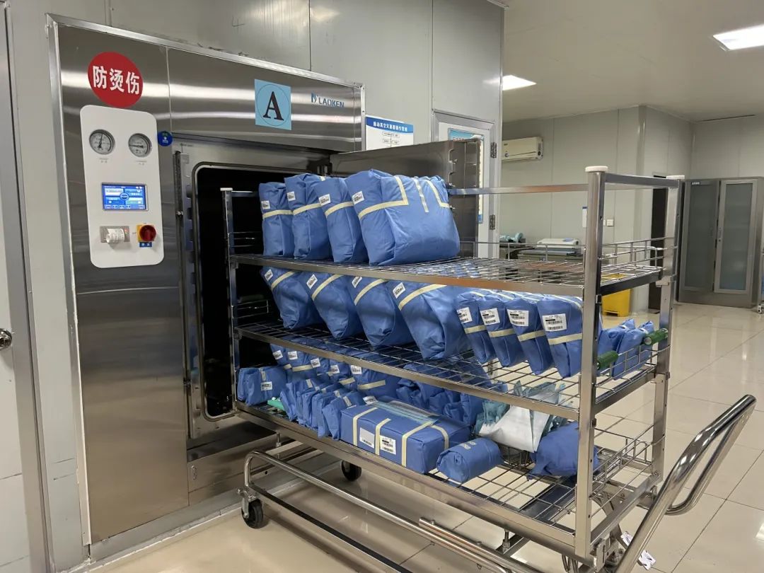 消毒设备1.jpg 消毒设备1.jpg